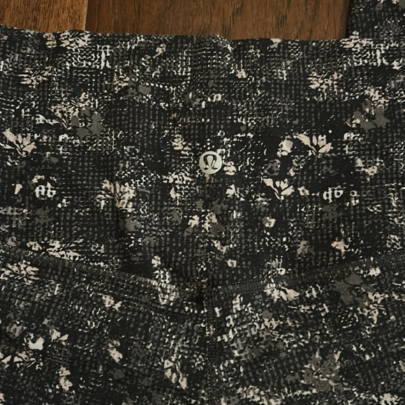 Lululemon Align Pant II 25" Equalized Multi Black, Gray & White Leggings Size 12 - Picture 2 of 2